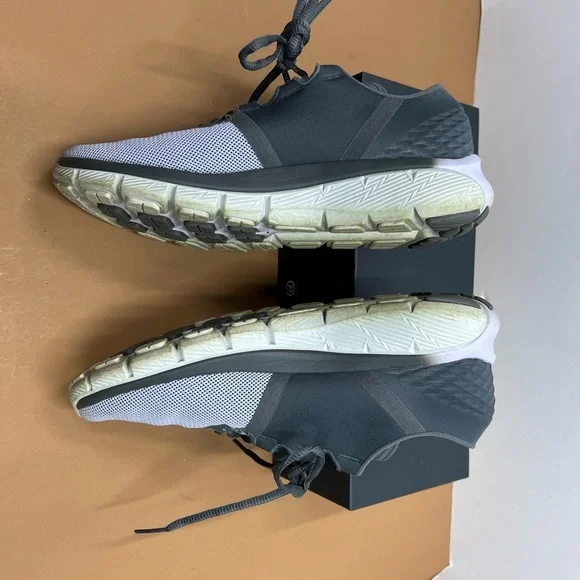 Under Armour athletic shoes, lavender and gray color, size 8.5 - Picture 6 of 7